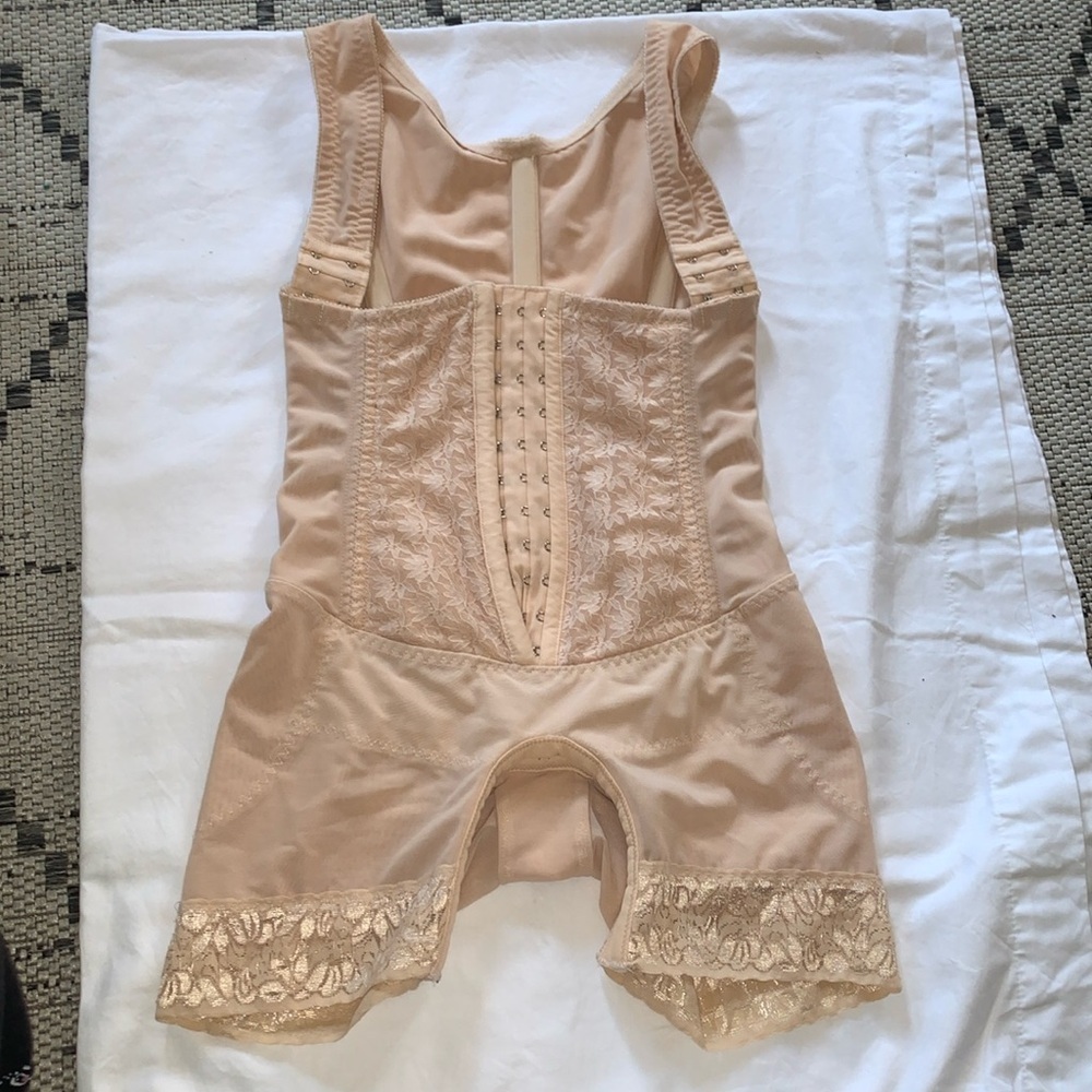 Gently Loved Faja/Girdle bt ARDYSS International